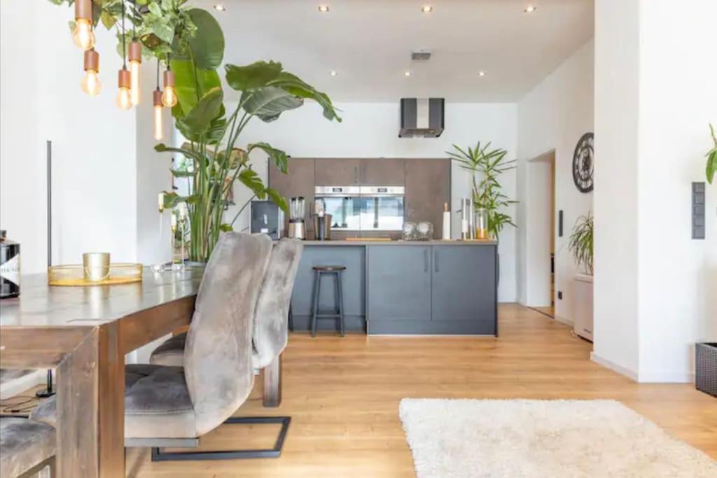 Design Apartment Im Zentrum Von Nienburg! Nienburg  Dış mekan fotoğraf