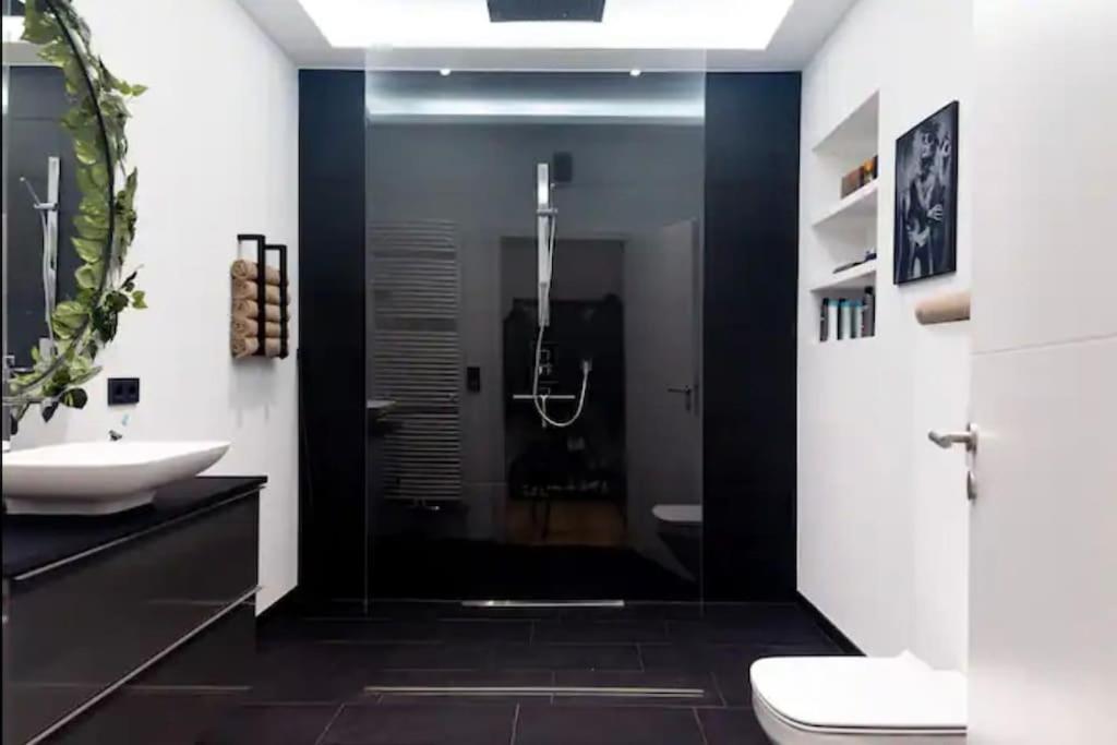 Design Apartment Im Zentrum Von Nienburg! Nienburg  Dış mekan fotoğraf